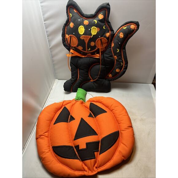 2 Vintage Plush Halloween Wall Hangings Cat and Jack-O-Lantern - Picture 1 of 2